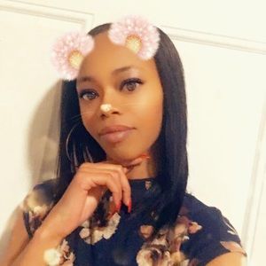 Meet your Posher, Rochelle